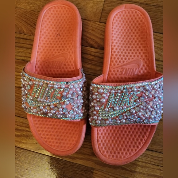 Nike Bling Slide Sandals - Picture 2 of 7